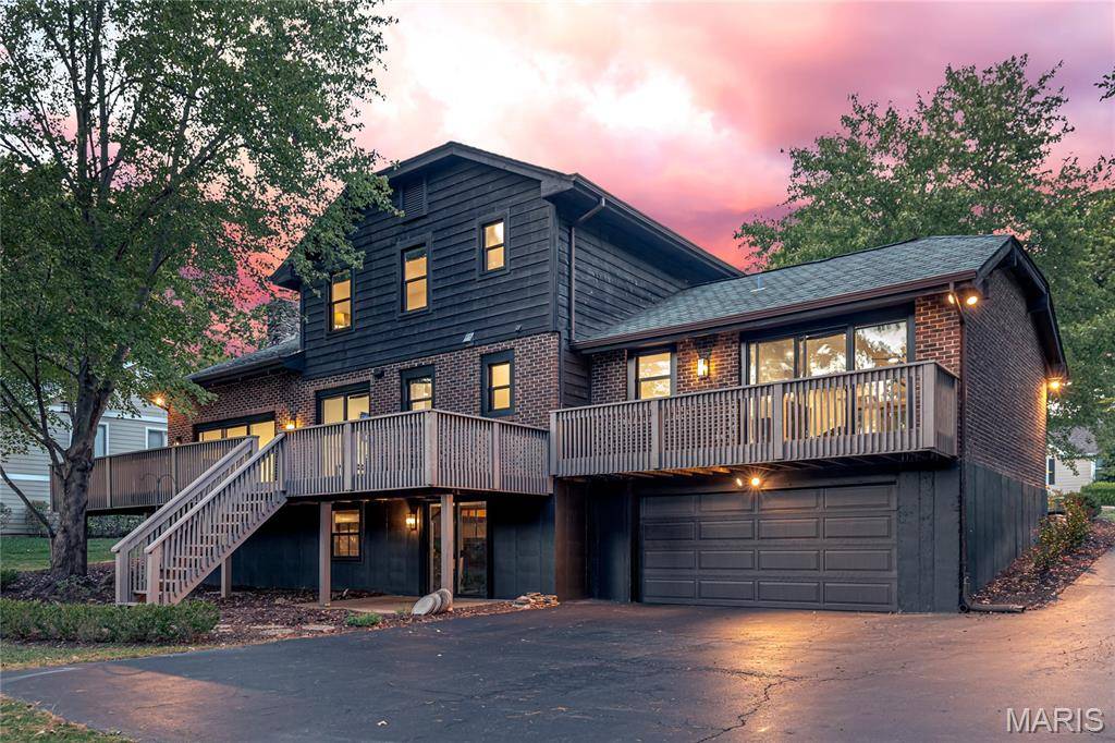 Town And Country, MO 63017,13250 Pinetree Lake DR