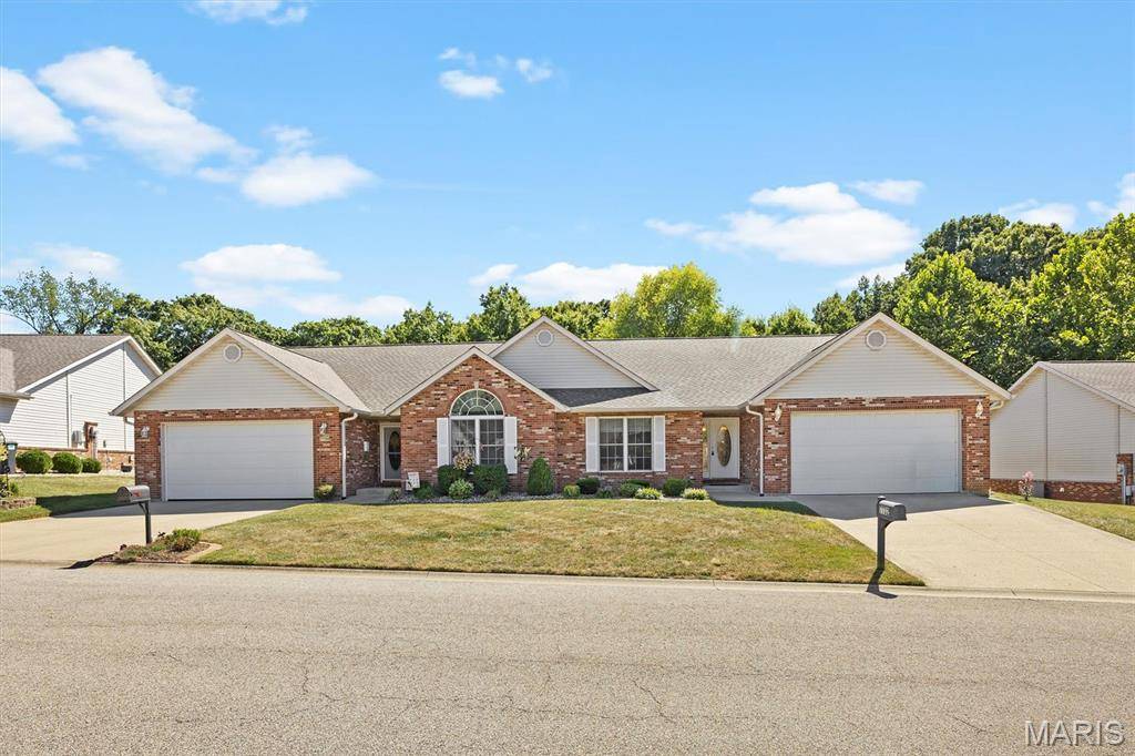 Belleville, IL 62223,7732 Baxter DR