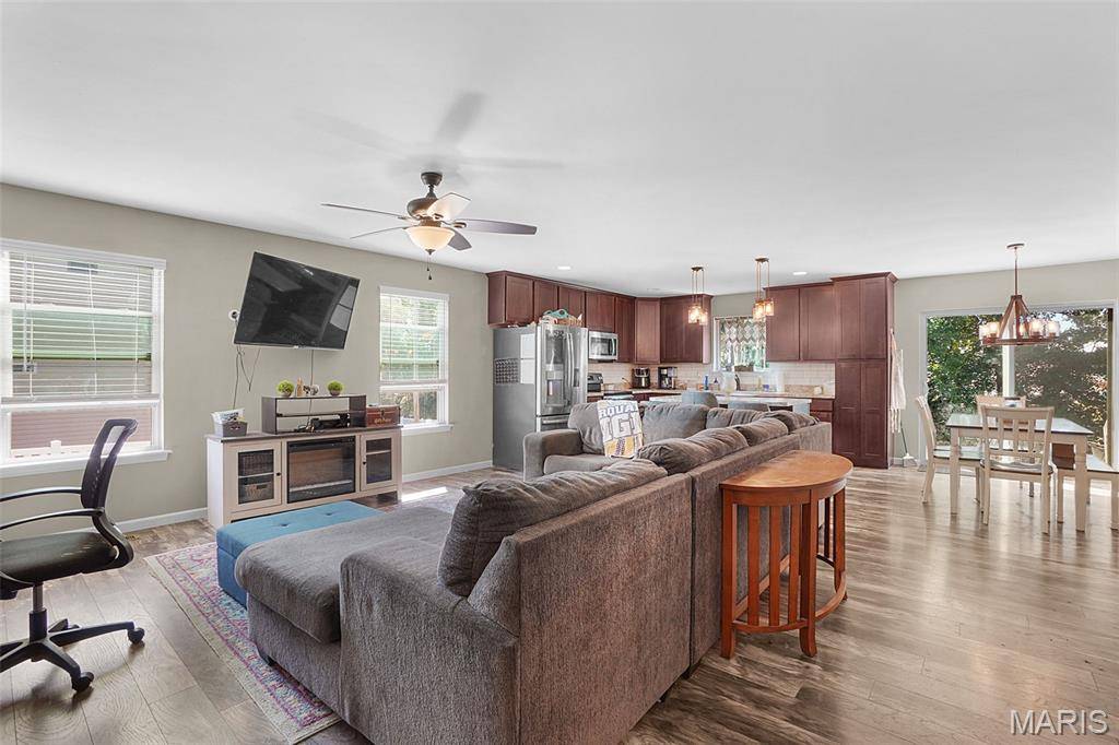 Troy, MO 63379,401 Glen Forest DR