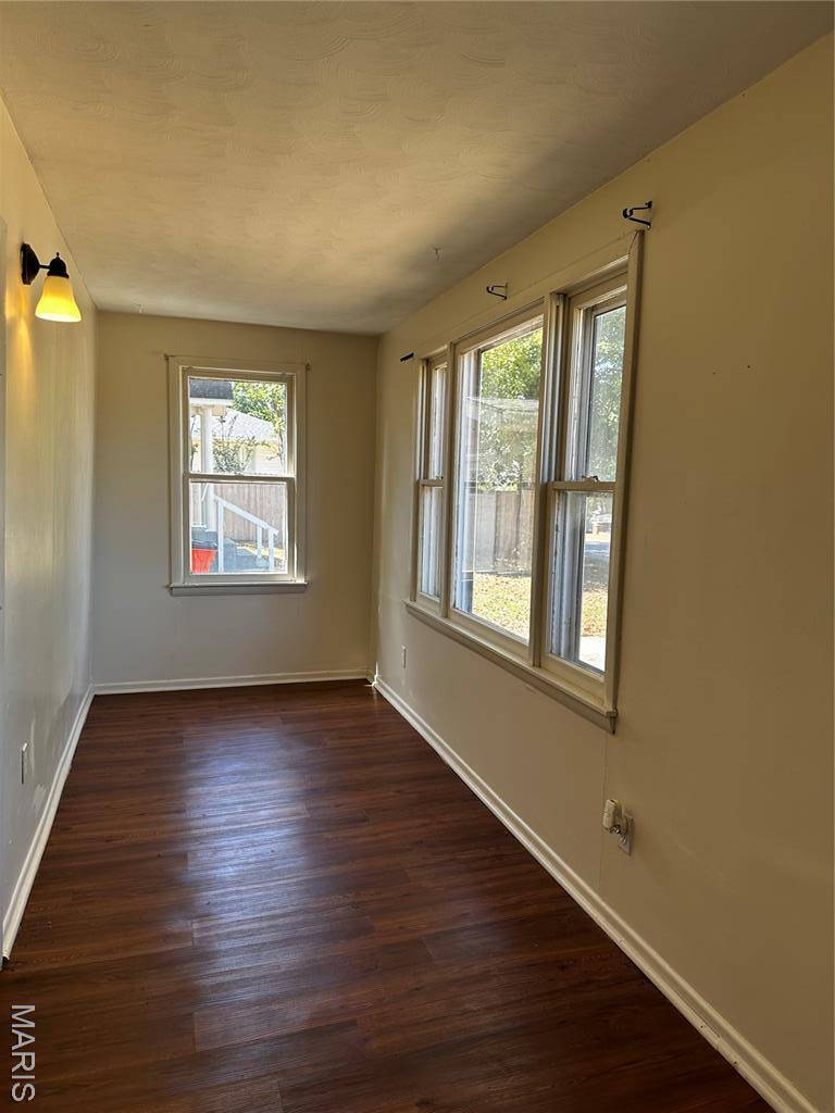 Puxico, MO 63960,352 N Bedford Street