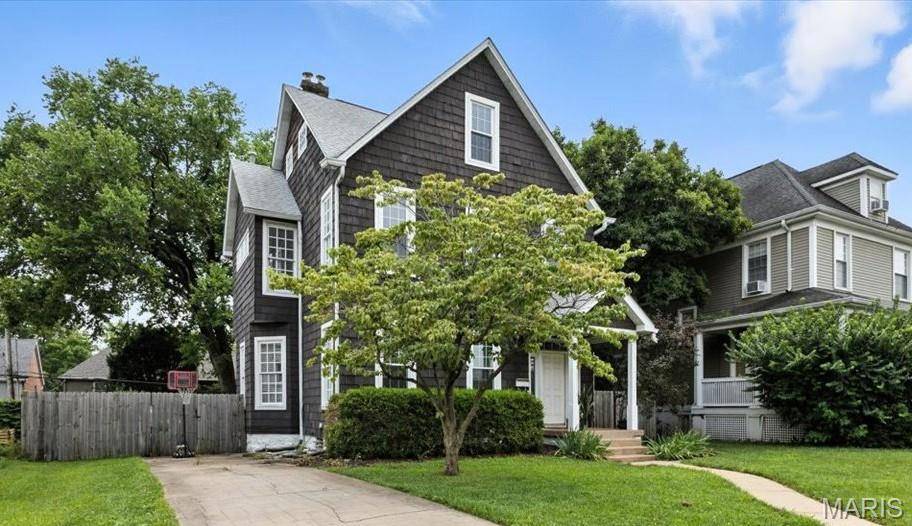 Maplewood, MO 63143,3434 Greenwood BLVD