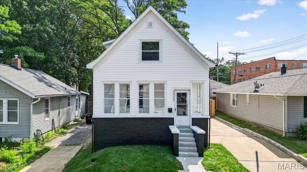 Maplewood, MO 63143,2422 Florent AVE