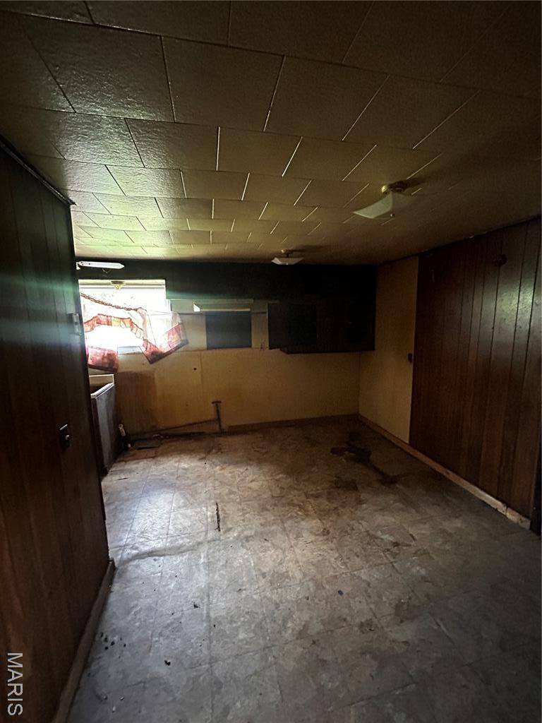 East St Louis, IL 62201,915 Sycamore ST