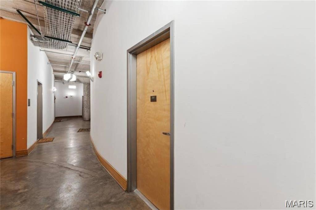 St Louis, MO 63103,2201 Locust ST #207