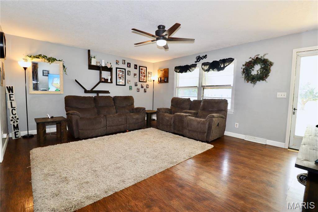 Lebanon, MO 65536,100 S Bend RD