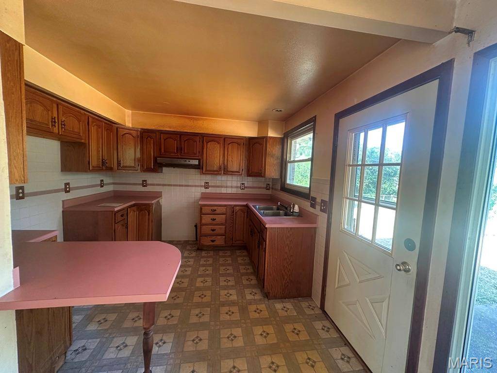 St Louis, MO 63136,2353 Hallwood DR