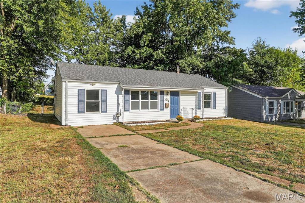 St Louis, MO 63136,9854 Dennis DR