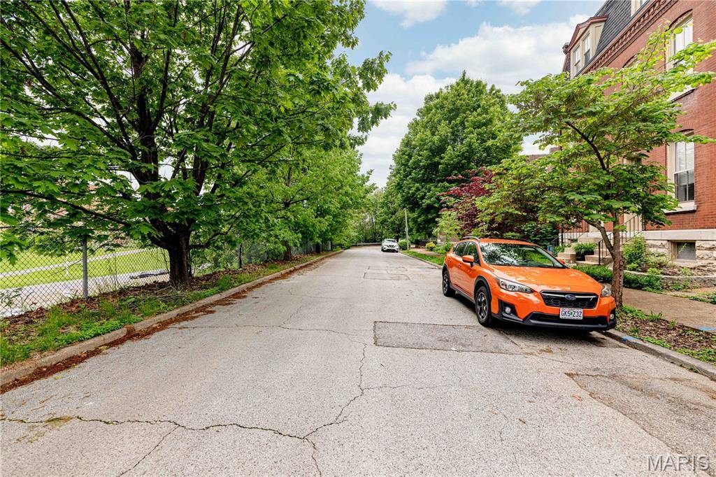 St Louis, MO 63118,2917 S 18th ST