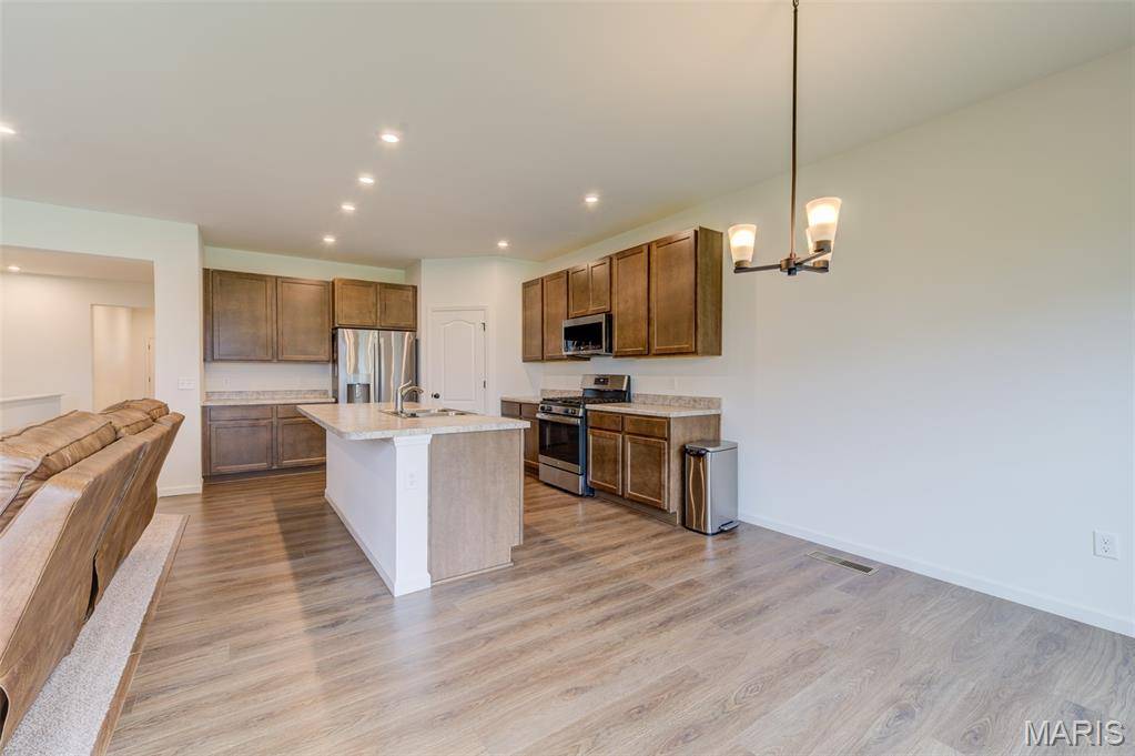 O'fallon, MO 63368,327 Dalriada BLVD