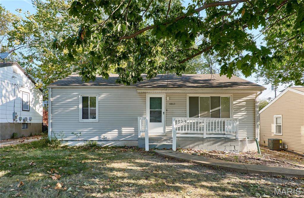 St Louis, MO 63134,8863 Kathlyn DR