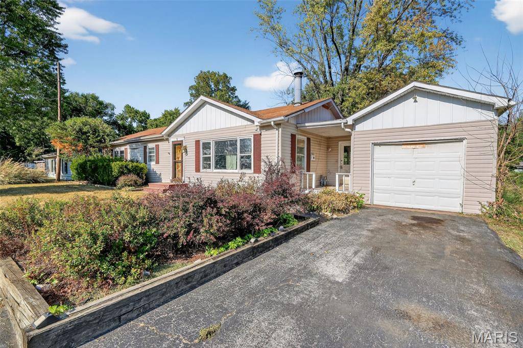 Belleville, IL 62223,2 Junior DR