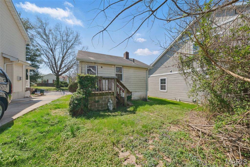 St Louis, MO 63122,329 McCullough AVE