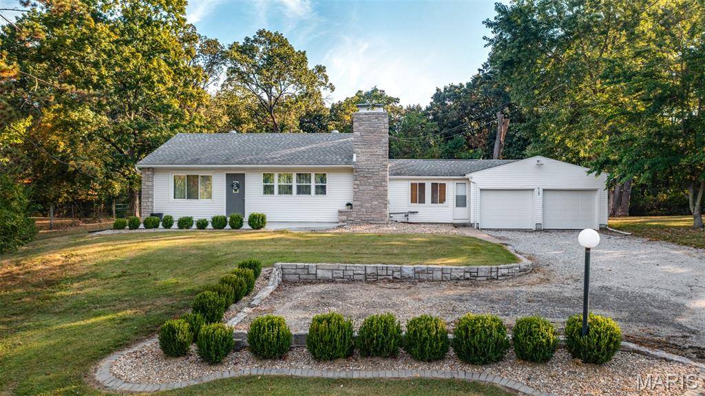 Litchfield, IL 62056,4182 Illinois Route 16