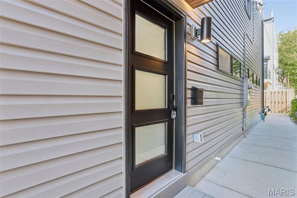 St Louis, MO 63139,2732 59th ST