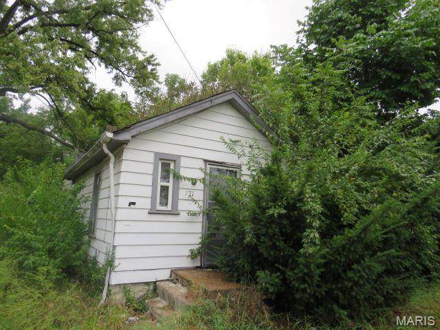 East St Louis, IL 62206,731 Mildred AVE