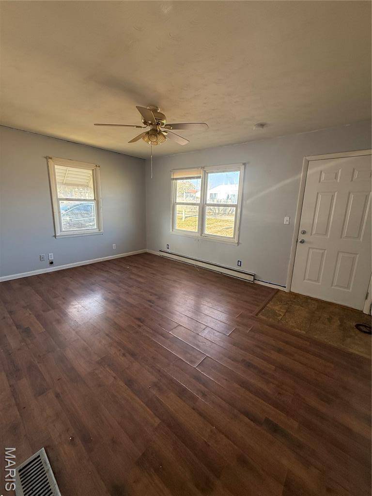 Bowling Green, MO 63334,119 E Bibb DR