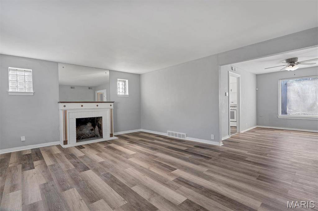 University City, MO 63130,1059 North And South RD