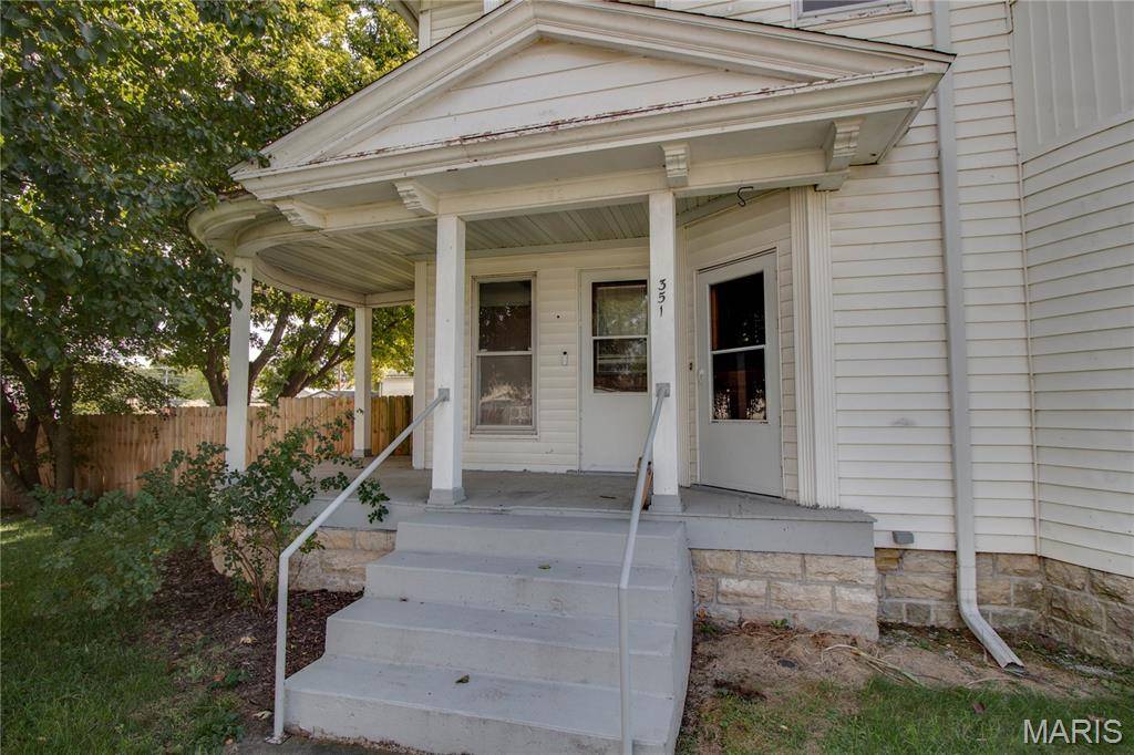 Carrollton, IL 62016,351 S Main ST