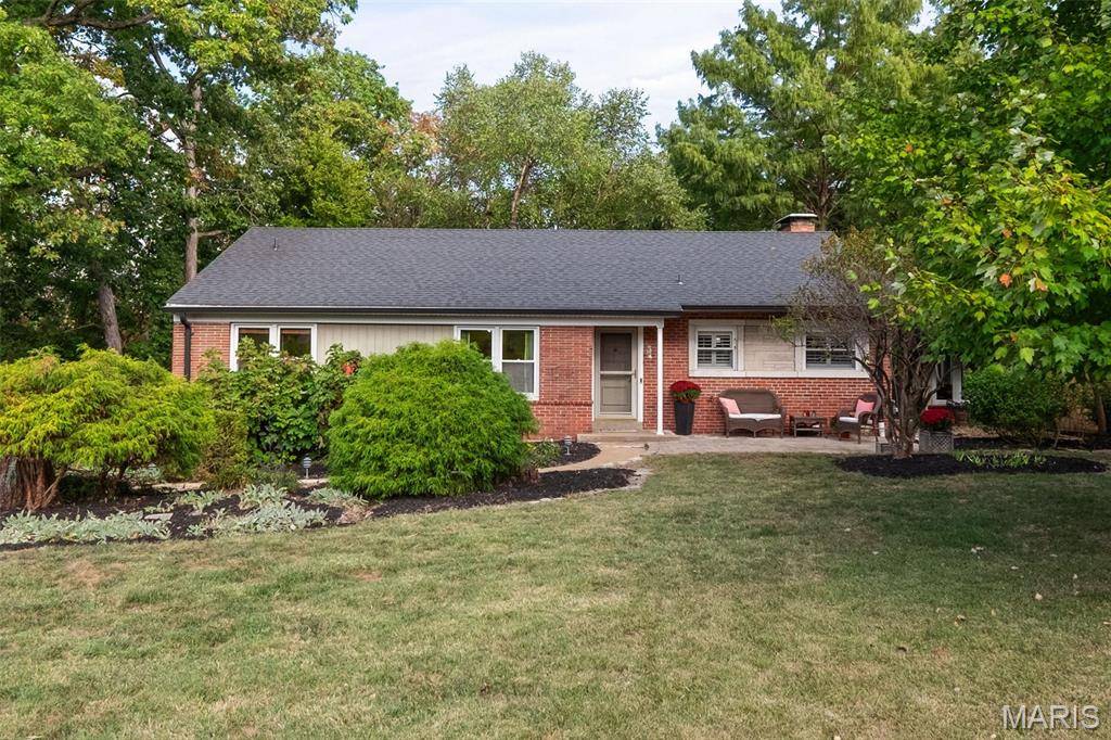 Kirkwood, MO 63122,1889 N Signal Hills DR