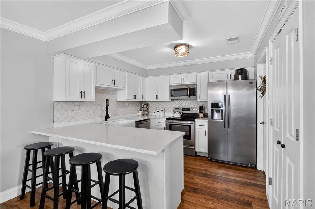 Oakville, MO 63129,2552 Coppergate Square DR