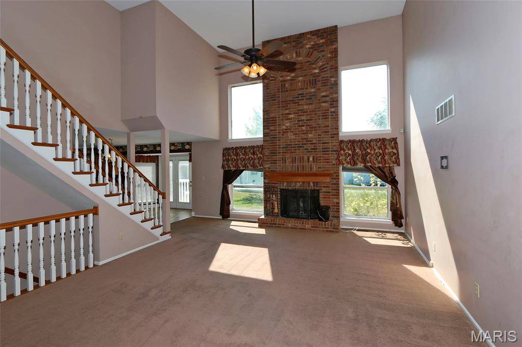 Florissant, MO 63034,3811 Halter CT