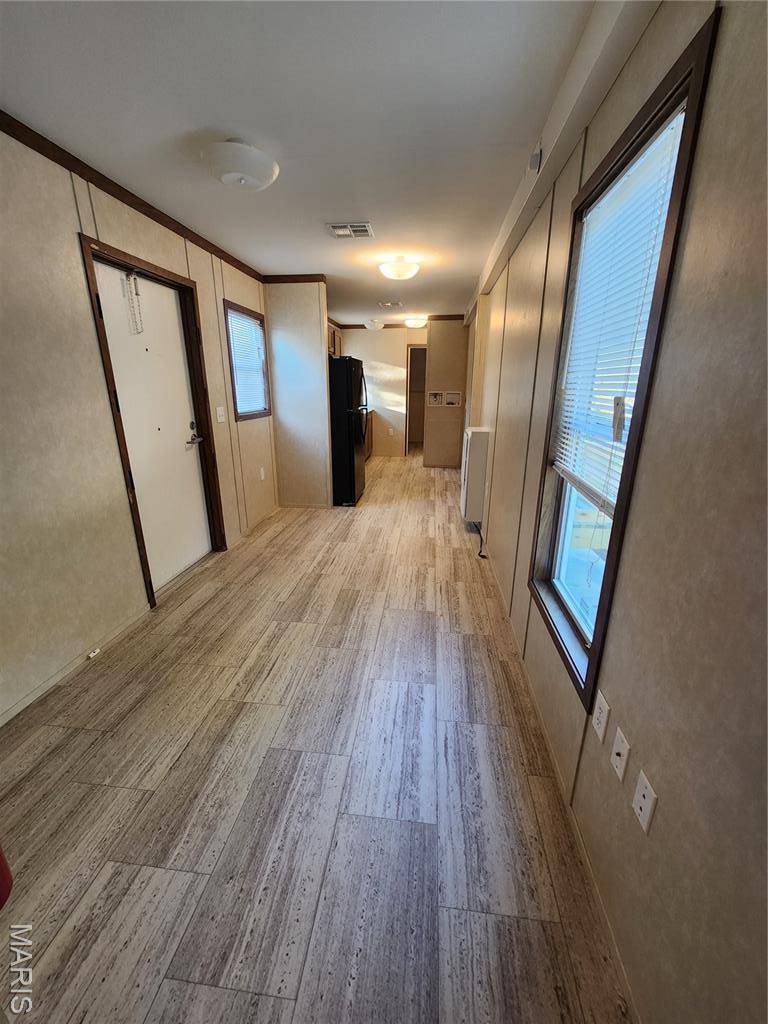 Conway, MO 65632,411 W Nelson