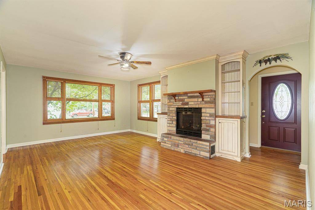 St James, MO 65559,202 Cartall ST