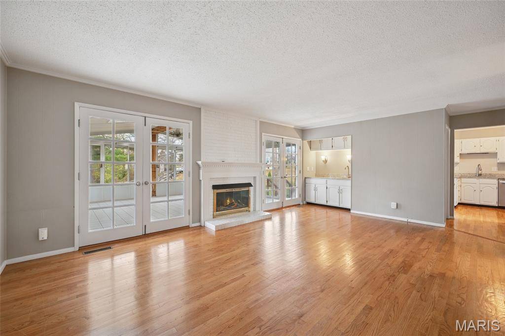 Ferguson, MO 63135,1147 Chatelet DR