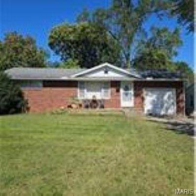 Cape Girardeau, MO 63701,428 Green Acres DR