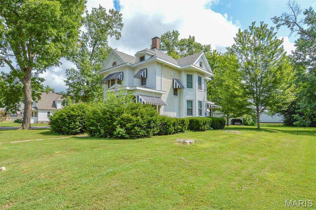 Marine, IL 62061,125 N Humboldt ST