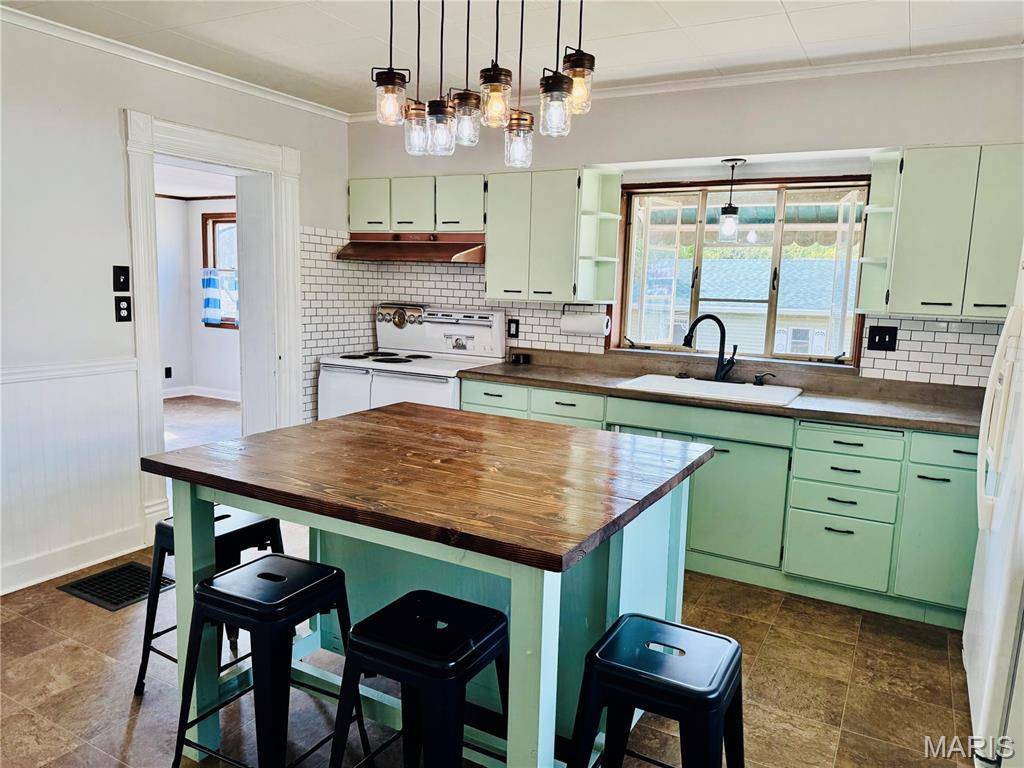 Hannibal, MO 63401,3331 Saint Marys AVE