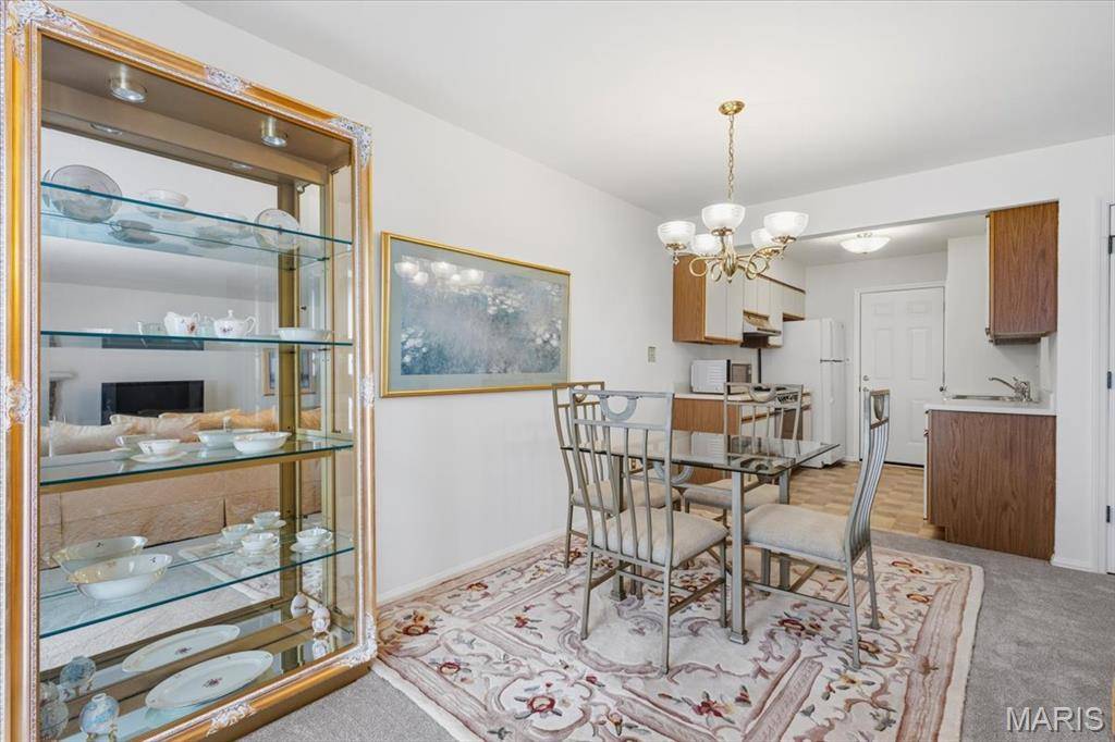 Maryland Heights, MO 63043,11958 Autumn Lakes DR