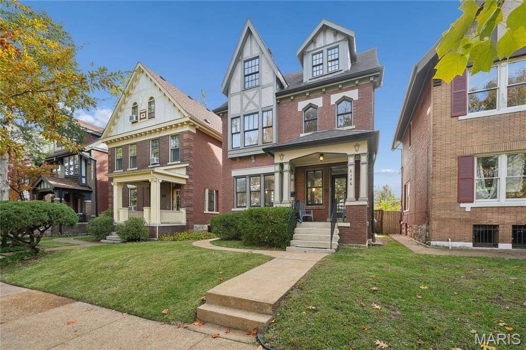 St Louis, MO 63112,6146 Pershing AVE