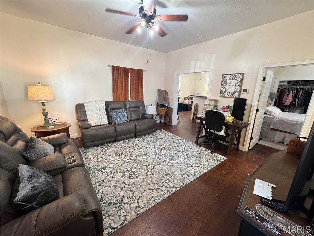 Farmington, MO 63640,311 W 1st ST