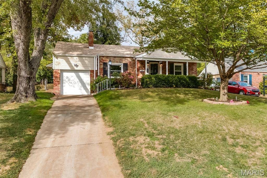 Ferguson, MO 63135,127 Thoroughman AVE