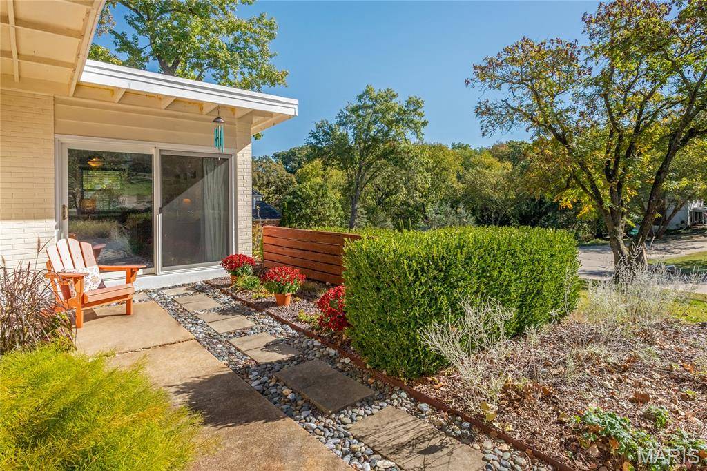 St Louis, MO 63122,709 Cheviot CT