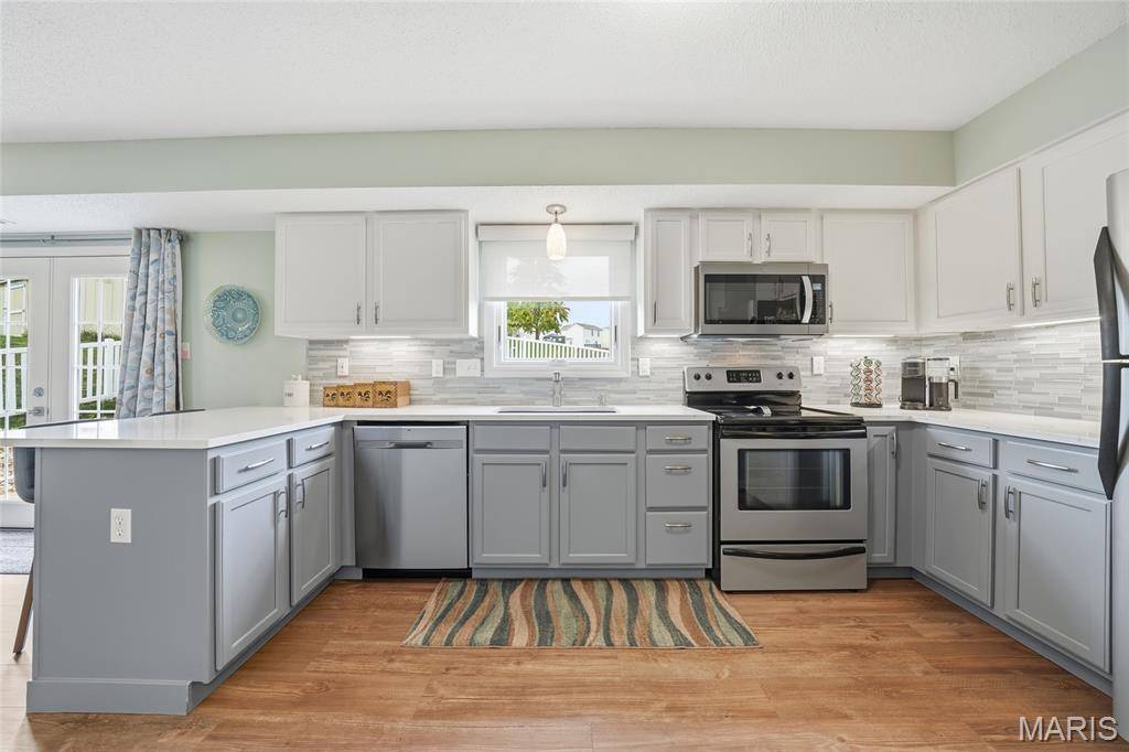 Wentzville, MO 63385,511 River Forest DR