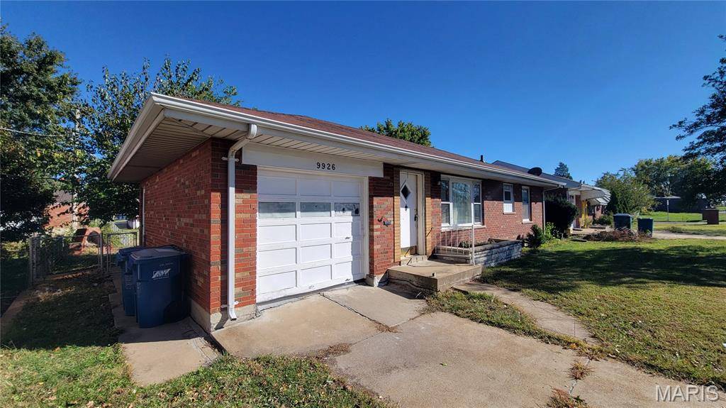 St Louis, MO 63123,9926 Mackenzie RD