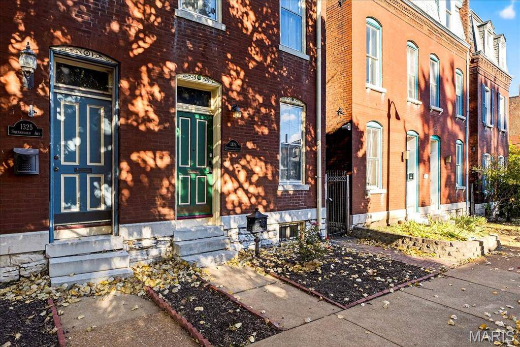 St Louis, MO 63104,1323 Shenandoah AVE