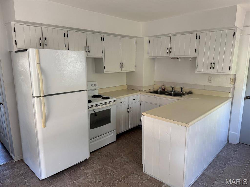 Vandalia, IL 62471,418 N 7th ST