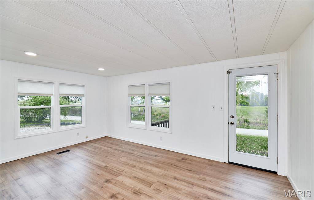 Jonesburg, MO 63351,5 Bear Creek RD