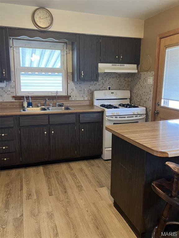 St Louis, MO 63134,6013 Garfield AVE