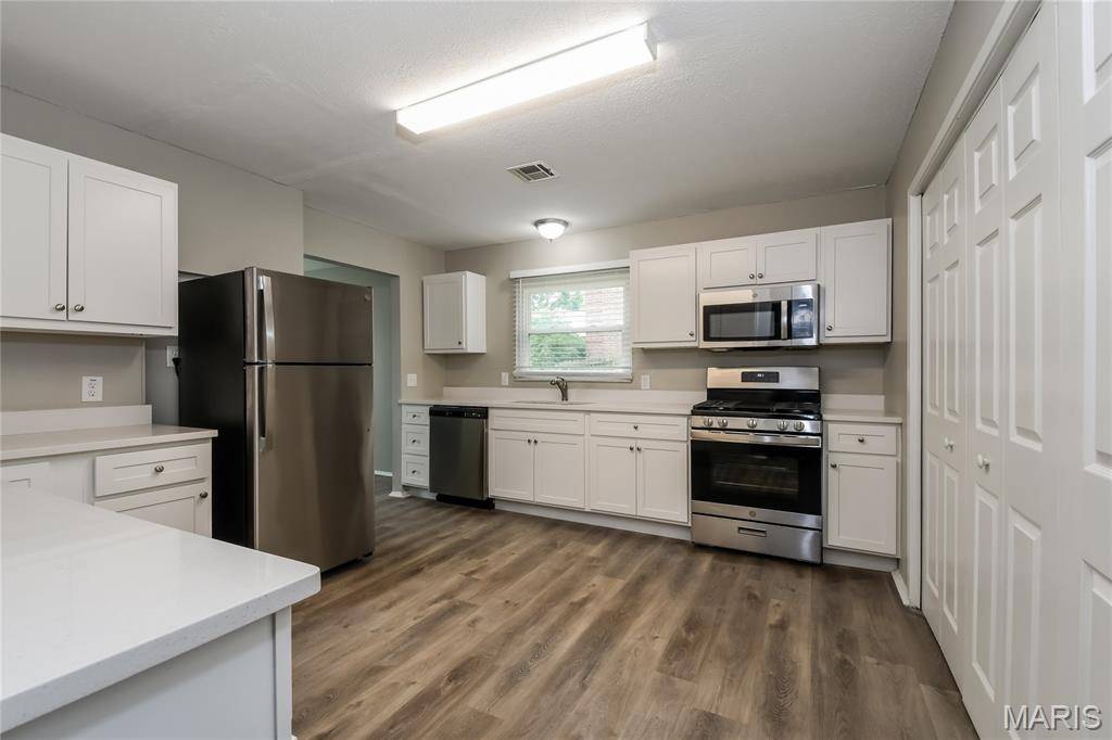 St John, MO 63128,4917 Rainford CT