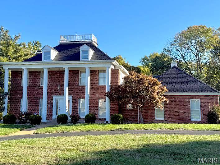 Sunset Hills, MO 63127,11226 Pointe CT