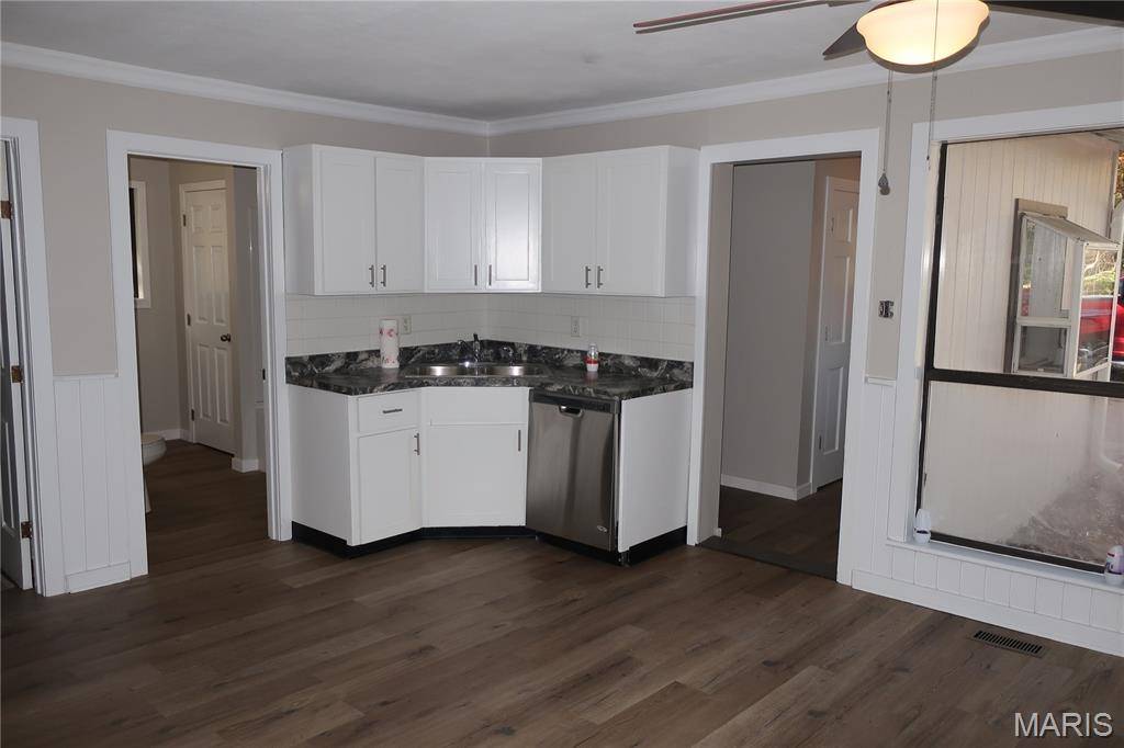 Cedar Hill, MO 63016,8405 Midway DR