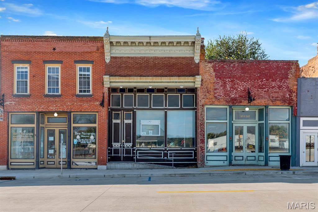 Clarksville, MO 63336,105 N 1st Street