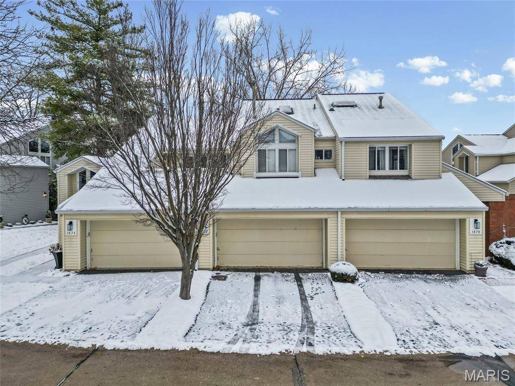 Ballwin, MO 63021,1872 Ridgeview Circle DR