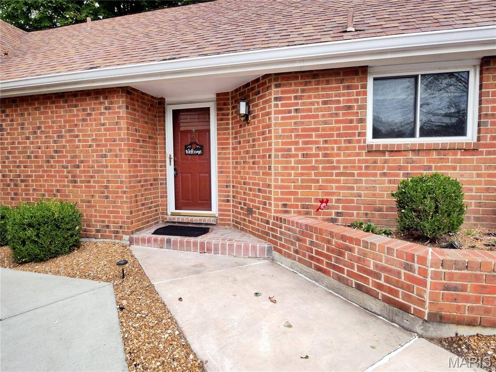 Florissant, MO 63031,2252 Riverwood Trails DR