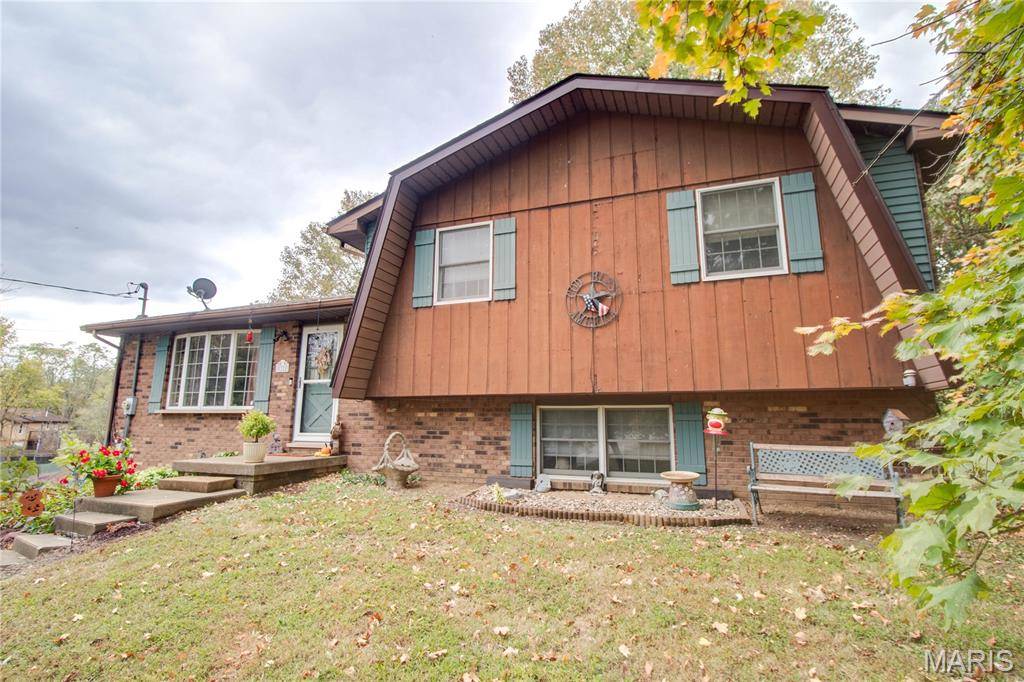 Alton, IL 62002,5328 Seminary RD