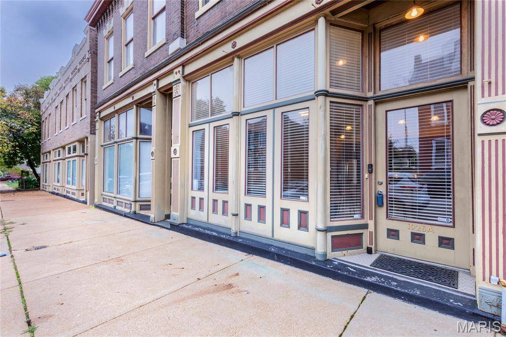 St Louis, MO 63104,1926 Geyer AVE #A